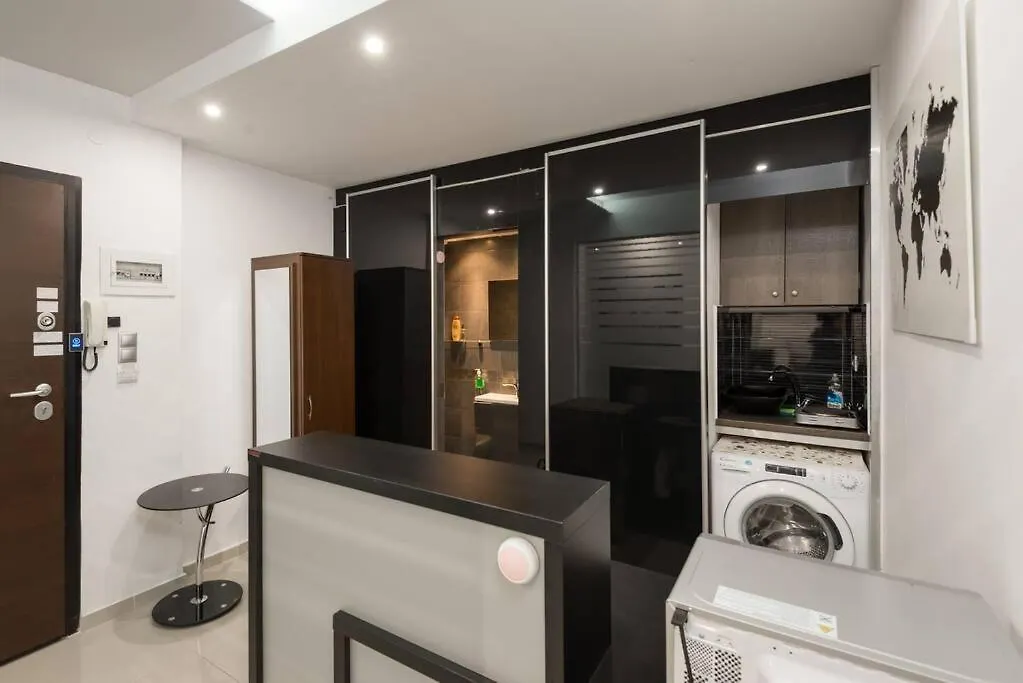 Modern Office Apartment.Wifi,2A/C,Luxury Fur/Tures Salonic Grecia