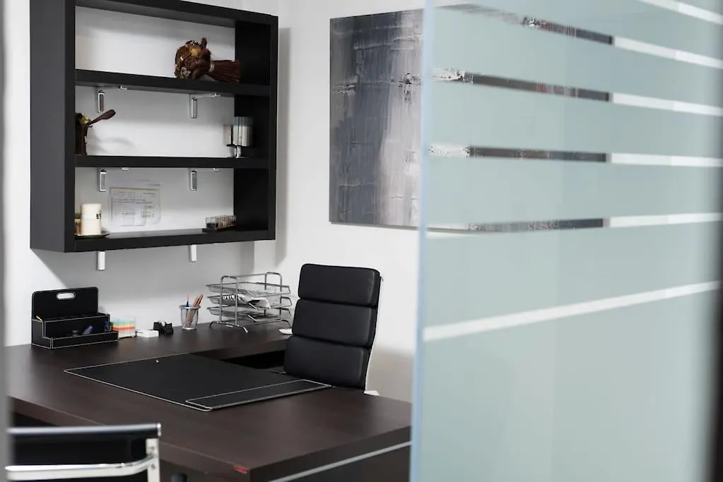 Modern Office Apartment.Wifi,2A/C,Luxury Fur/Tures Salonic