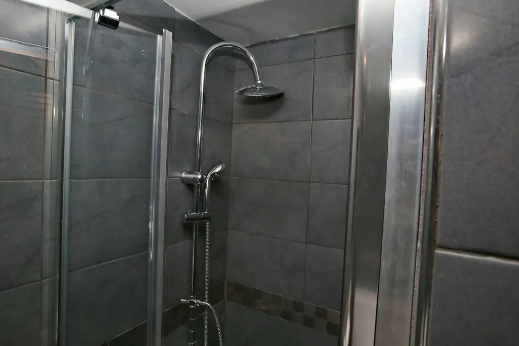 Modern Office Apartment.Wifi,2A/C,Luxury Fur/Tures Salonic