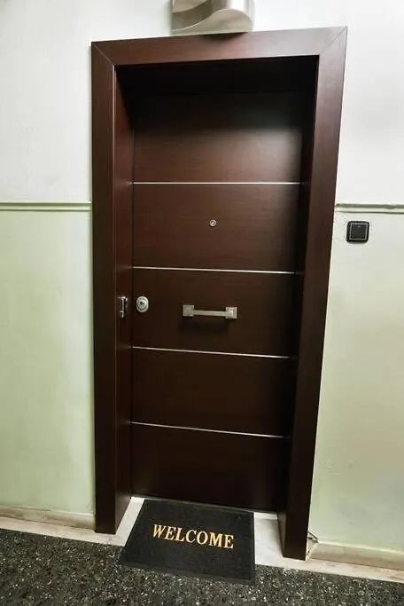 Modern Office Apartment.Wifi,2A/C,Luxury Fur/Tures Salonic Apartament