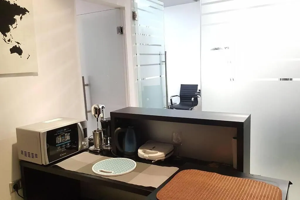 Modern Office Apartment.Wifi,2A/C,Luxury Fur/Tures Thessalonique 0*,  Grèce